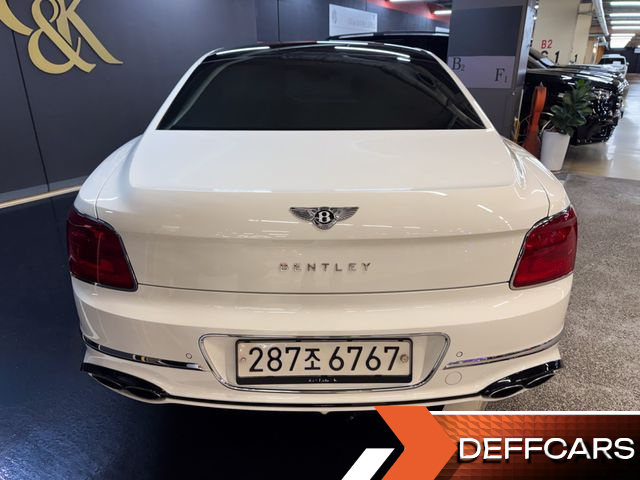 Bentley FLYING SPUR 4.0 купить на сайте DeffCars