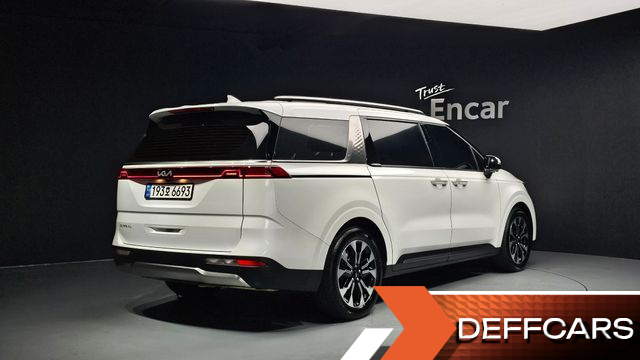 Kia CARNIVAL 9-Seater Noblesse купить на сайте DeffCars