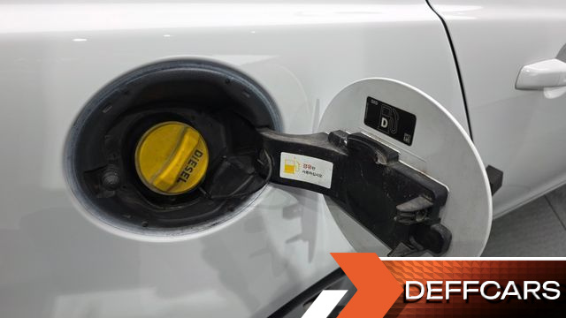 Jaguar XE 20d Prestige купить на сайте DeffCars