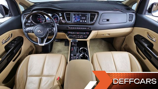 Kia CARNIVAL 9-Seater Noblesse Special купить на сайте DeffCars