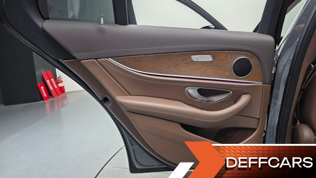Mercedes E-CLASS E220d 4MATIC Exclusive купить на сайте DeffCars