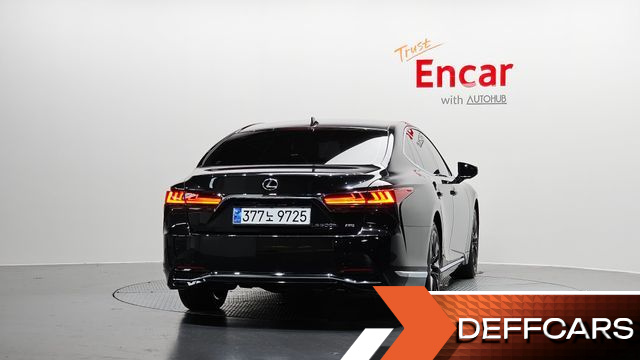 Lexus LS 3.5 Platinum AWD купить на сайте DeffCars