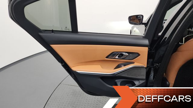 BMW 3-SERIES 320i M Sport купить на сайте DeffCars