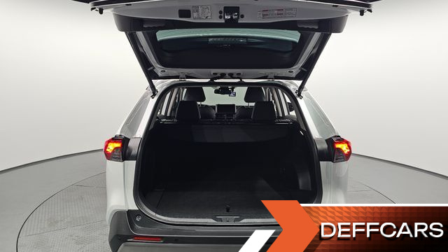 Toyota RAV4 2,5 4WD Hybrid LTD купить на сайте DeffCars