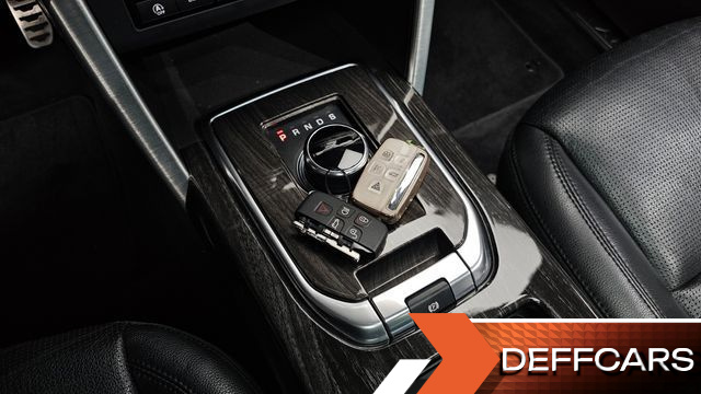 Land Rover DISCOVERY SPORT 2.0 TD4 SE купить на сайте DeffCars