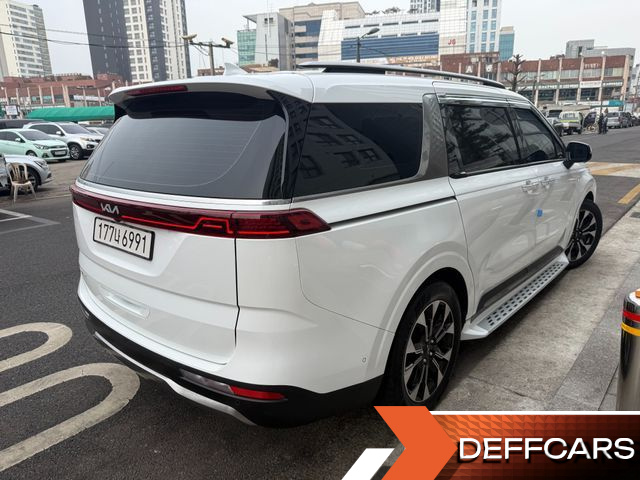 Kia CARNIVAL 9-Seater Signature купить на сайте DeffCars