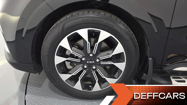 Kia CARNIVAL 7-Seater Noblesse купить на сайте DeffCars
