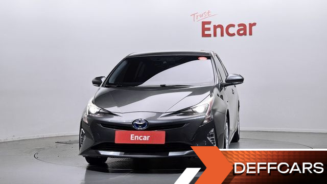Toyota PRIUS 1.8 E купить на сайте DeffCars