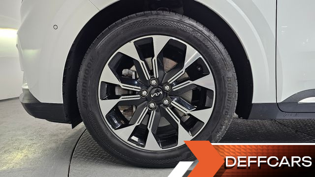 Kia CARNIVAL 9-Seater Signature купить на сайте DeffCars
