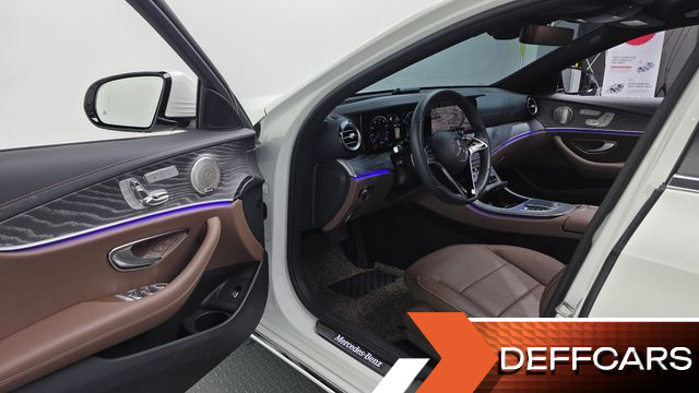 Mercedes E-CLASS E350 4MATIC Exclusive купить на сайте DeffCars