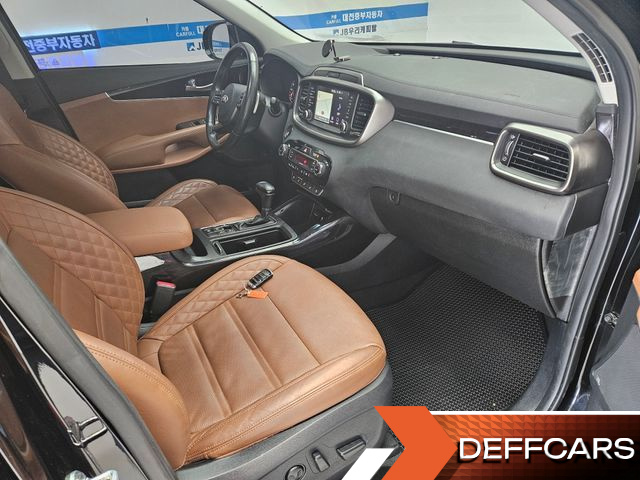 Kia SORENTO Diesel 2.2 2WD Master Special купить на сайте DeffCars