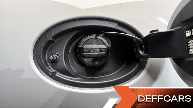 Porsche 911 Carrera 4 GTS Cabriolet купить на сайте DeffCars