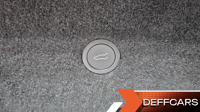 Tesla MODEL S Plaid купить на сайте DeffCars