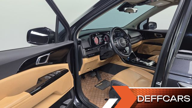 Kia CARNIVAL 7-Seater Outdoor Noblesse купить на сайте DeffCars
