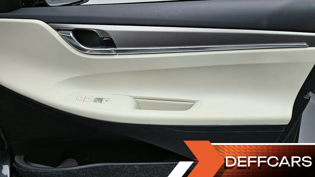 Hyundai GRANDEUR 2.5 Le Blanc купить на сайте DeffCars