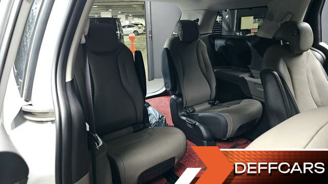 Kia CARNIVAL 9-Seater Noblesse купить на сайте DeffCars