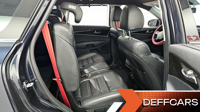 Kia SORENTO Diesel 2.2 2WD No.1 Edition купить на сайте DeffCars