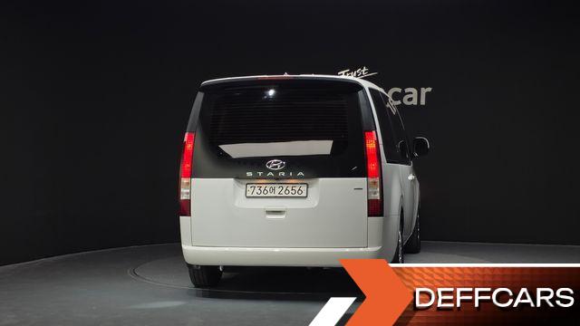 Hyundai STARIA 4WD Tourer 11-Seater Modern купить на сайте DeffCars
