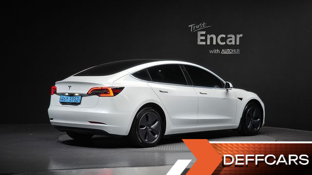 Tesla MODEL 3 Standard Range Plue RWD купить на сайте DeffCars