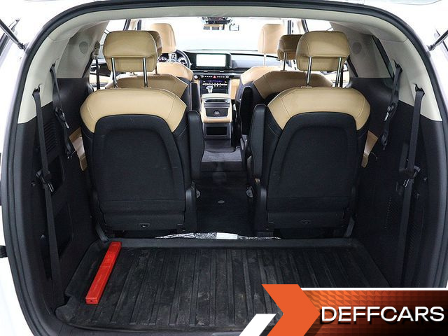 Kia CARNIVAL 9-Seater Prestige купить на сайте DeffCars