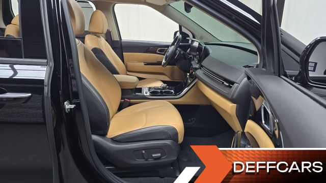 Kia CARNIVAL 9-Seater Signature купить на сайте DeffCars