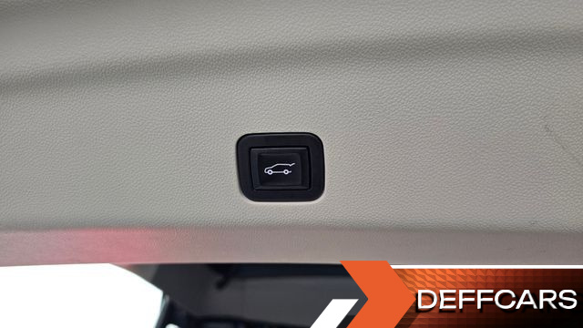 Cadillac ESCALADE 6.2 ESV ESV Premium Luxury Platinum купить на сайте DeffCars