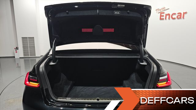 BMW 7-SERIES 740i Design Pure Excellence купить на сайте DeffCars