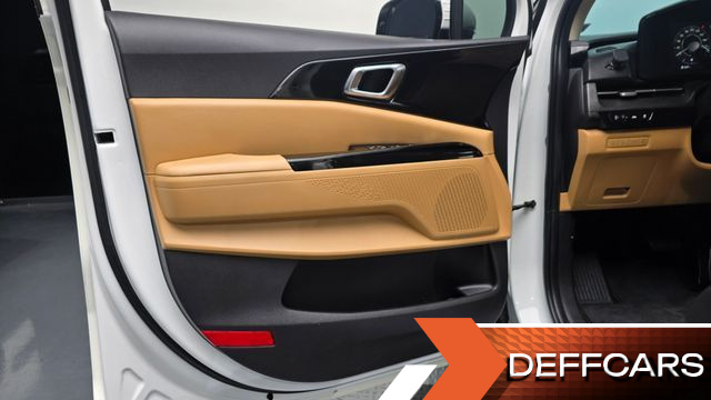 Kia CARNIVAL 7-Seater Noblesse купить на сайте DeffCars