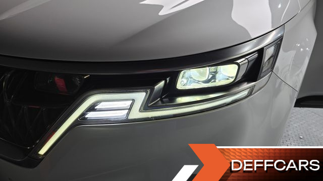 Kia CARNIVAL 7-Seater Signature купить на сайте DeffCars