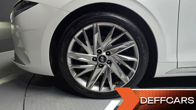 Hyundai GRANDEUR 2.5 Calligraphy купить на сайте DeffCars
