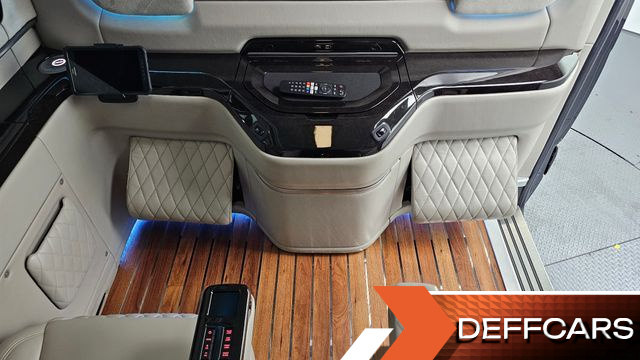 Hyundai SOLATI 15-seater Luxury купить на сайте DeffCars