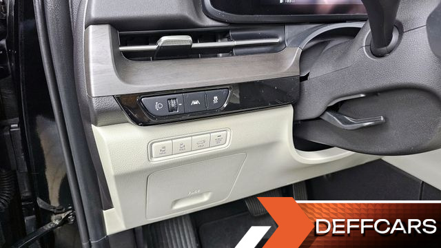 Kia CARNIVAL 9-Seater Noblesse купить на сайте DeffCars