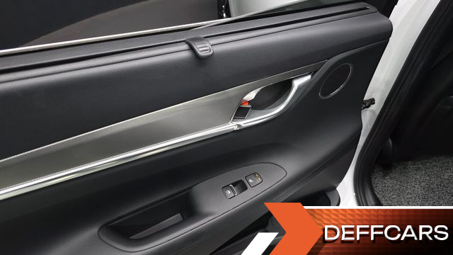 Hyundai GRANDEUR 2.5 Le Blanc купить на сайте DeffCars