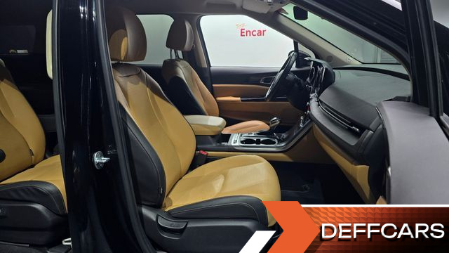 Kia CARNIVAL 9-Seater Prestige купить на сайте DeffCars