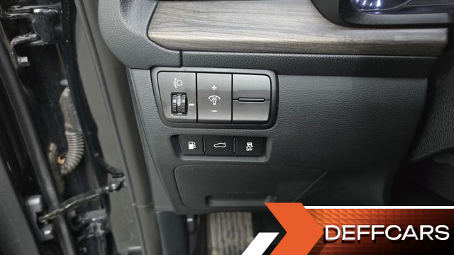 Kia K7 3.0 LPI Trendy(Rented Car) купить на сайте DeffCars