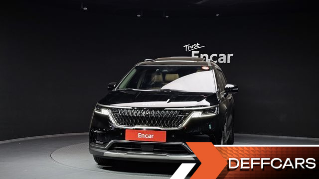 Kia CARNIVAL Gasoline 7-Seater Signature купить на сайте DeffCars