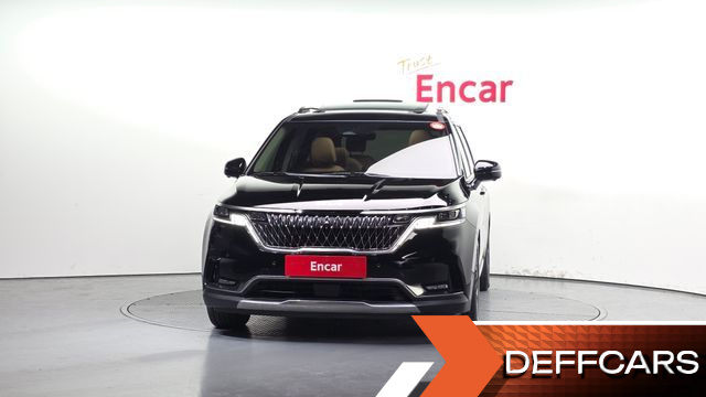Kia CARNIVAL 9-Seater Signature купить на сайте DeffCars