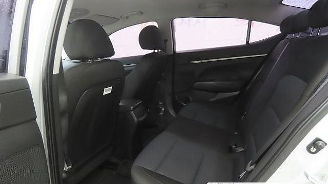 Hyundai AVANTE 1.6 e-VGT Style купить на сайте DeffCars