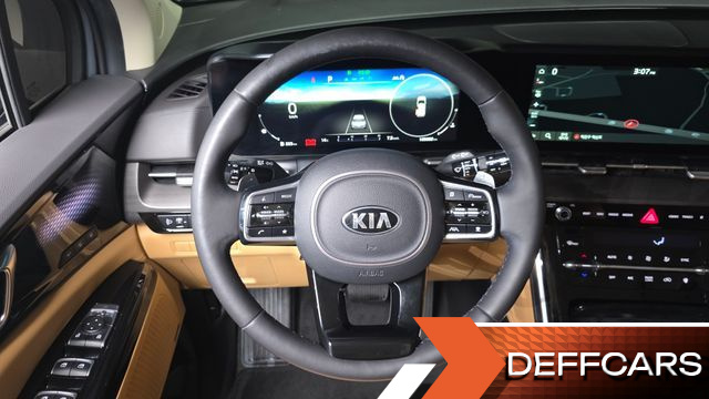 Kia CARNIVAL 9-Seater Signature купить на сайте DeffCars