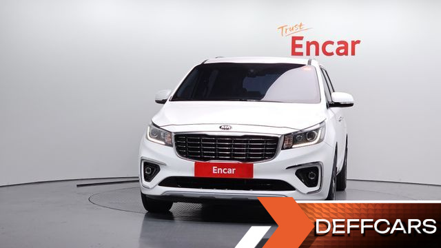 Kia CARNIVAL 9-Seater Prstige купить на сайте DeffCars