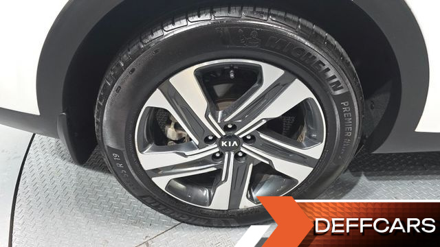 Kia SORENTO HEV 1.6 4WD Gravity купить на сайте DeffCars
