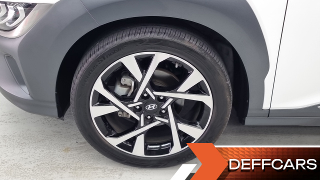 Hyundai KONA Gasoline 2.0 2WD Inspiration купить на сайте DeffCars