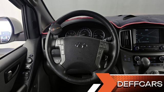 Hyundai STAREX 4WD Urban 9-Seater Premium Special купить на сайте DeffCars