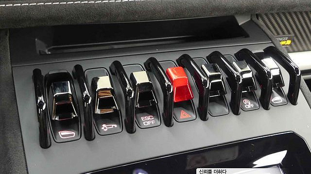 Lamborghini HURACAN LP640-2 Tecnica купить на сайте DeffCars