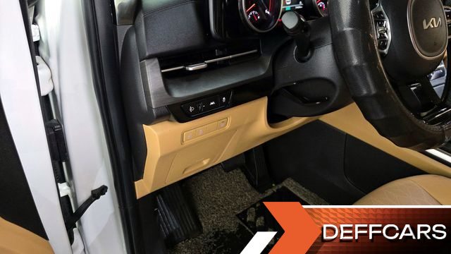 Kia CARNIVAL 9-Seater Prestige купить на сайте DeffCars
