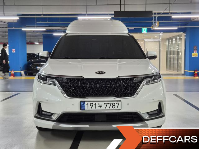 Kia CARNIVAL Gasoline 9-Seater Hi-Limousine Signature купить на сайте DeffCars