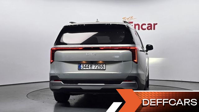Kia CARNIVAL 9-Seater Prestige купить на сайте DeffCars