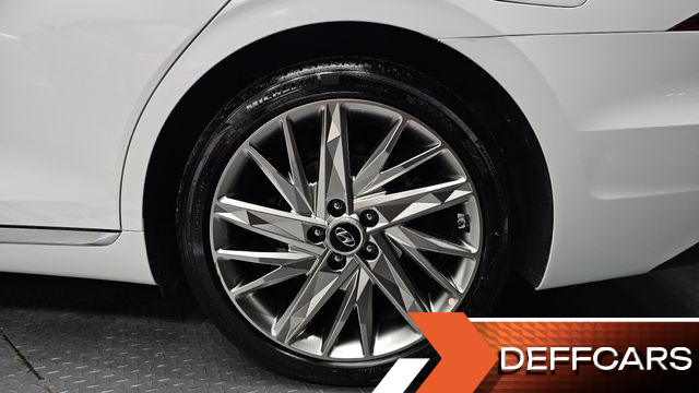 Hyundai GRANDEUR 3.3 Calligraphy купить на сайте DeffCars