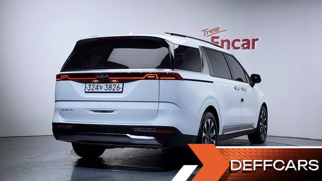 Kia CARNIVAL 9-Seater Signature купить на сайте DeffCars