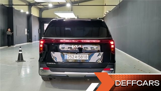 Kia CARNIVAL 9-Seater Noblesse купить на сайте DeffCars